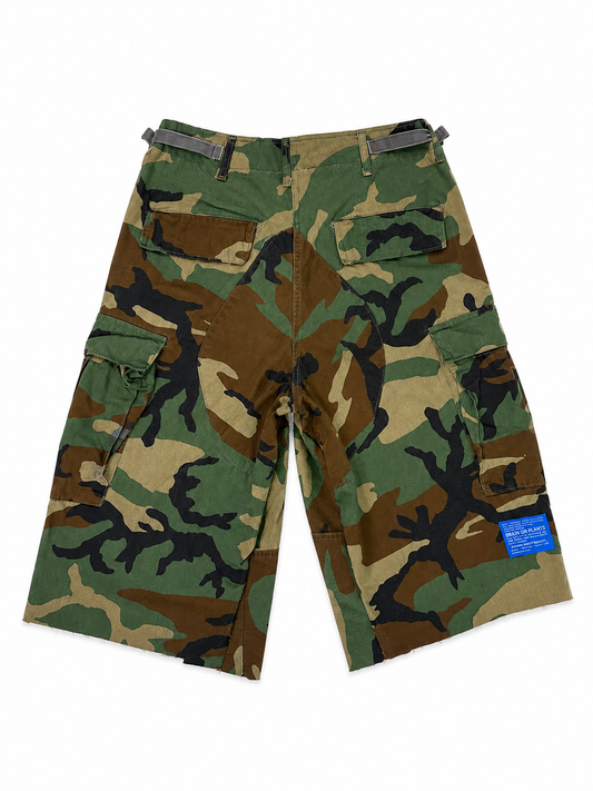 REWORKED WIDE LEG CAMO SHORT